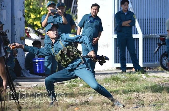 Gần 200 dân quân tự vệ huyện An Biên tham gia hội thao